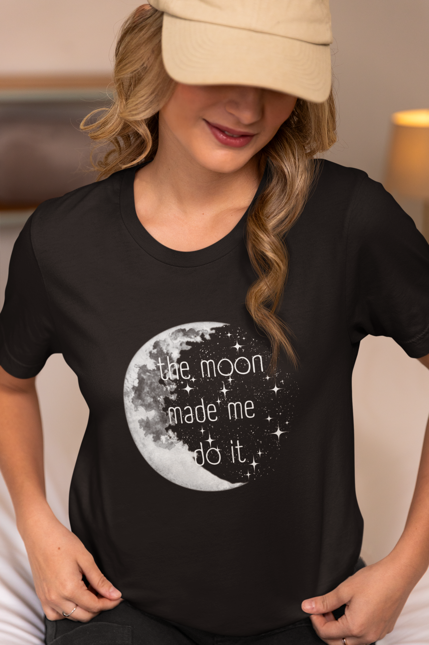 "The Moon made me do it" T-shirt